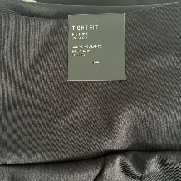 Adidas High-Rise 3 Stripes 3/4 style sport leggings - Picture 4 of 5